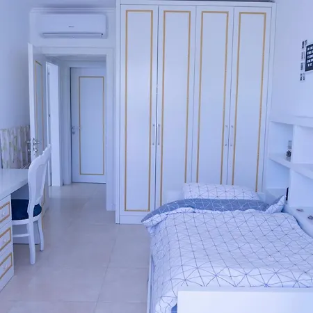 Lägenhet White&gold Penthouse *